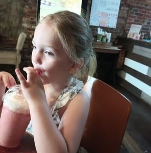 Meet your Posher, Debbie